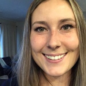 Meet your Posher, Kendra